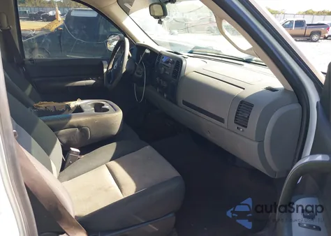 2007 Chevrolet Silverado 1500 Ls z USA, uszkodzony, nr VIN 3GCEC13C47G551840